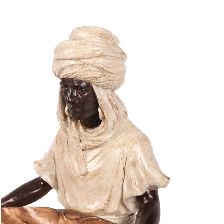 Figura moresca - avorio - 36,5 cm - resina artificiale
