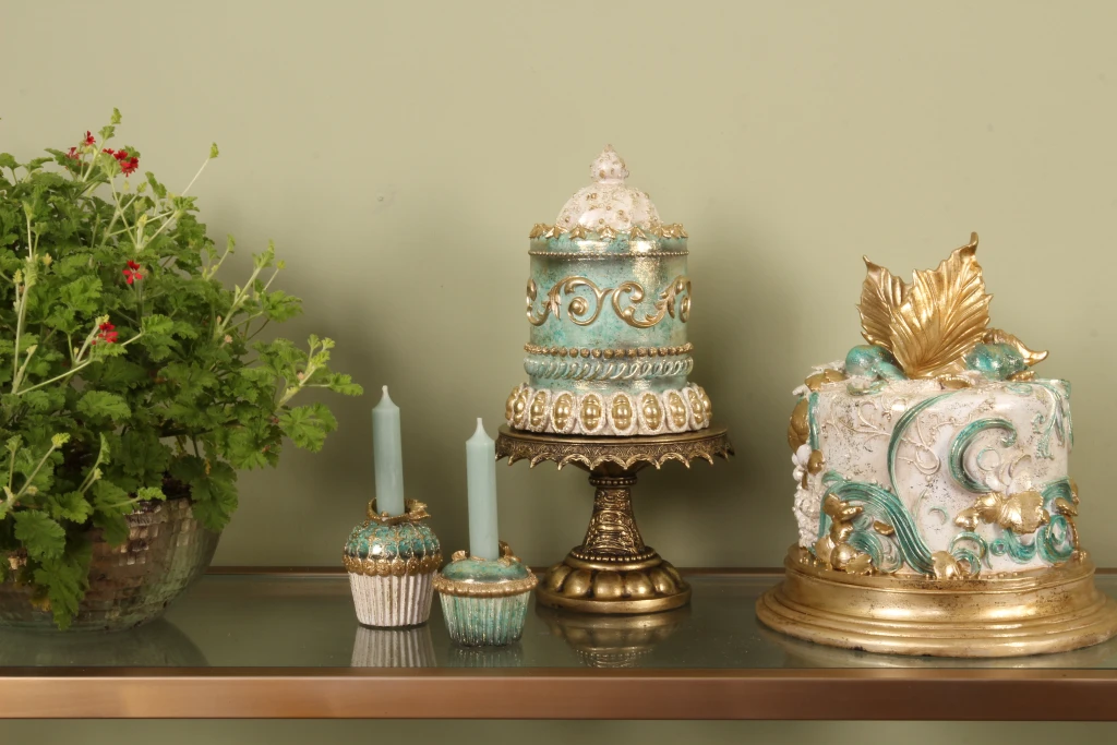 Torta decorativa - blu - 23 cm - resina artificiale - 1 pezzo